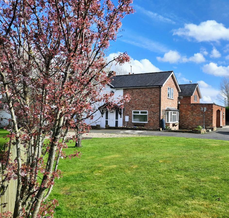 Villa 3 Brookside House Pickering Exterior foto